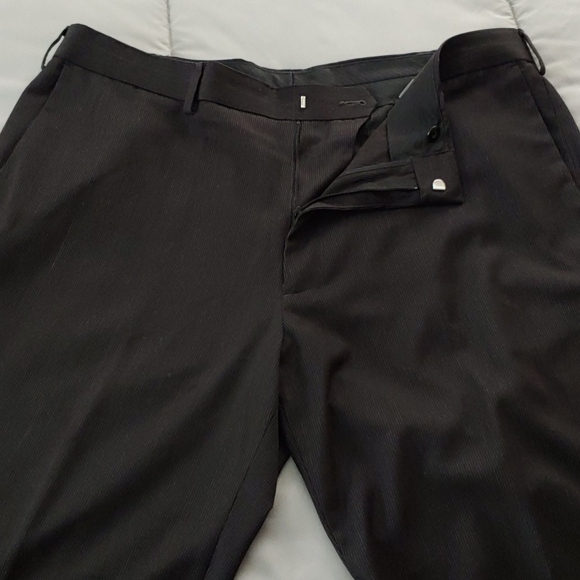 Apt. 9 Black pin striped Men's Dress Pants - Picture 3 of 8